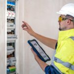Importanța verificării instalației electrice într-o renovare