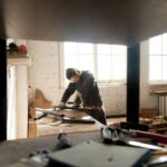 Diferența dintre o reabilitare parțială și o renovare completă
